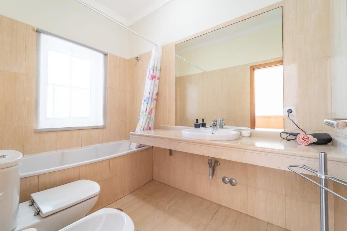 Ferienhaus Gale Grande - Bright Airy With A Private Pool