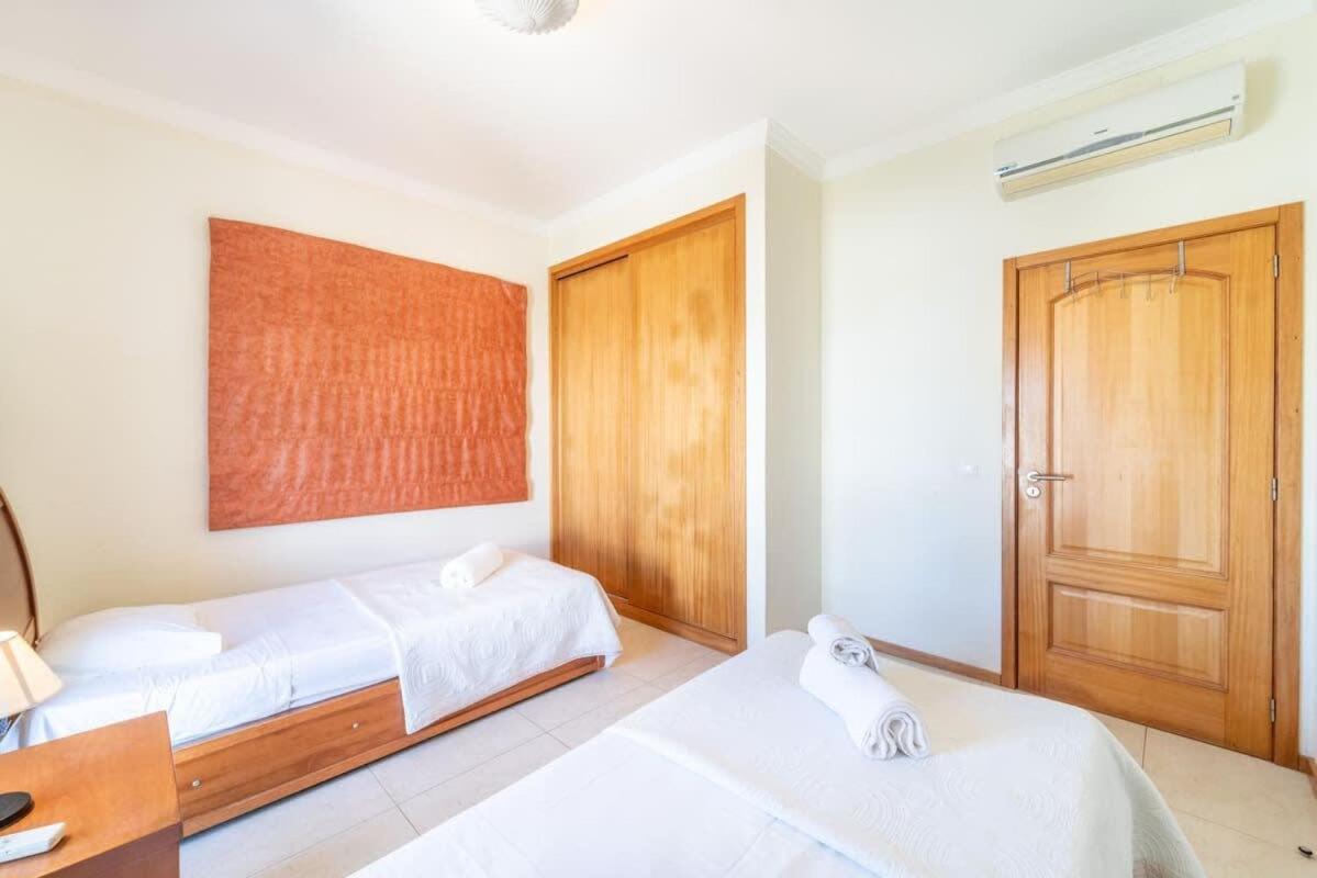 Ferienhaus Gale Grande - Bright Airy With A Private Pool Albufeira