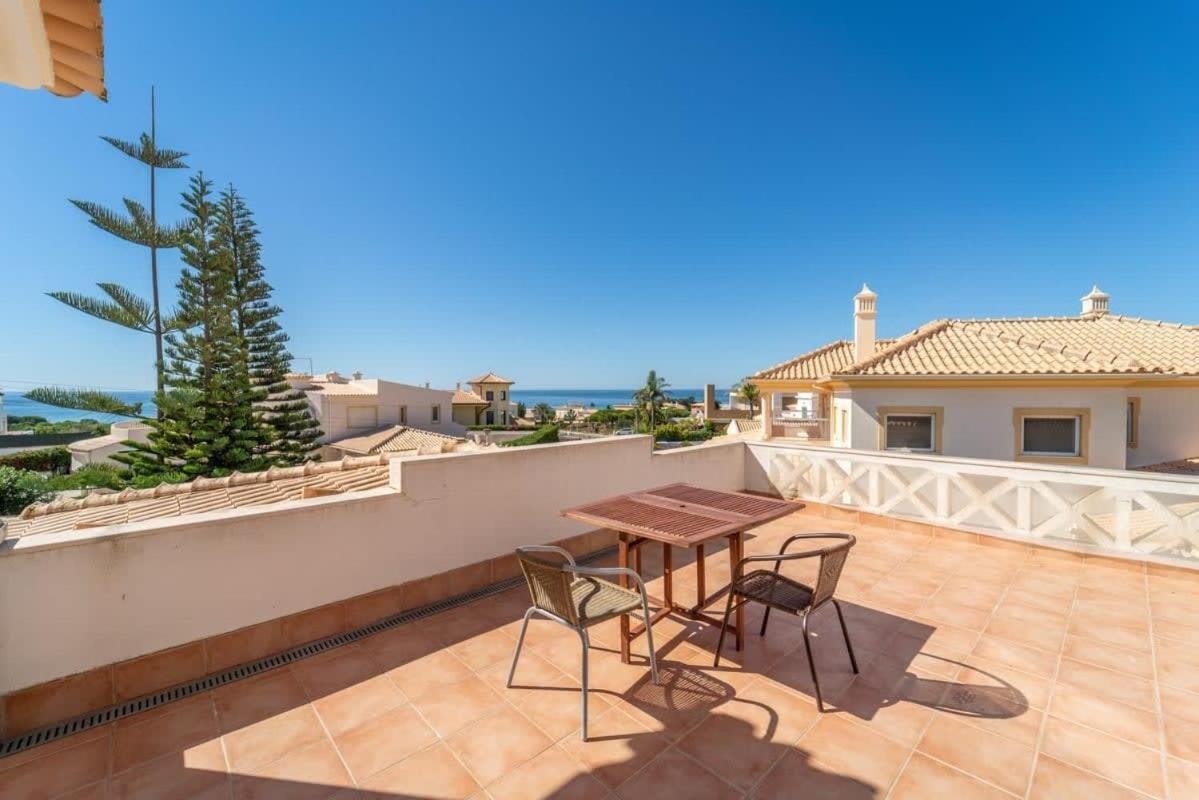 Gale Grande - Bright Airy With A Private Pool Ferienhaus *