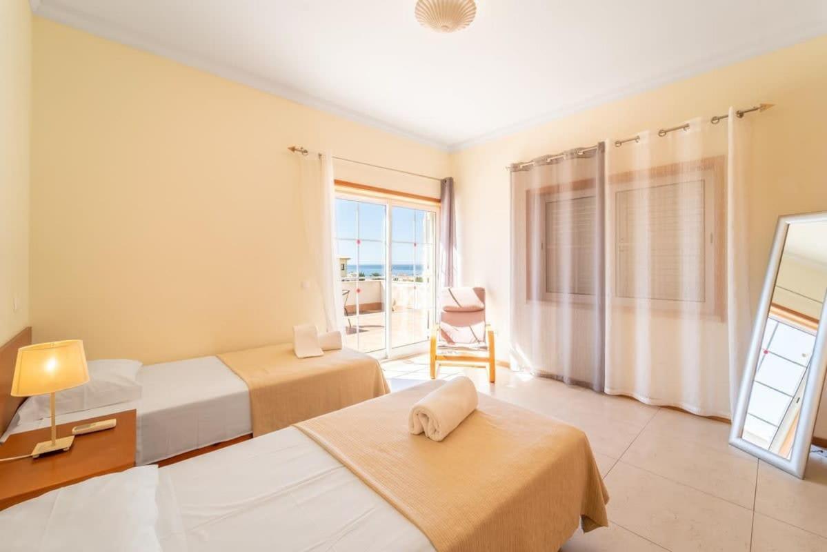 Ferienhaus Gale Grande - Bright Airy With A Private Pool Albufeira